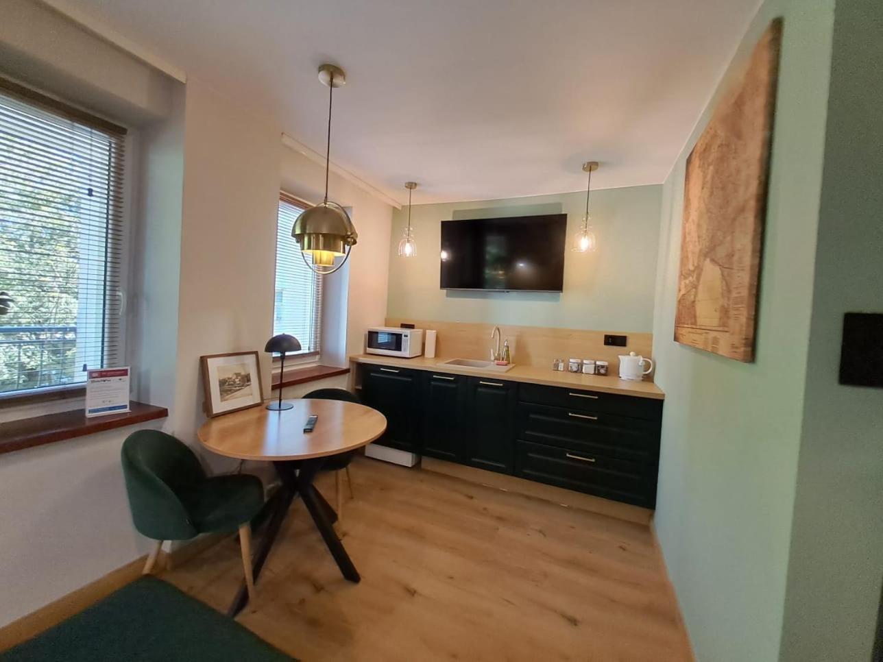 Dk Apartamenty Hotelove Gizycko Exterior photo