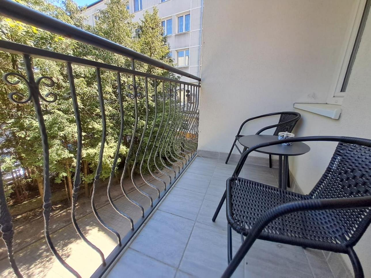 Dk Apartamenty Hotelove Gizycko Exterior photo